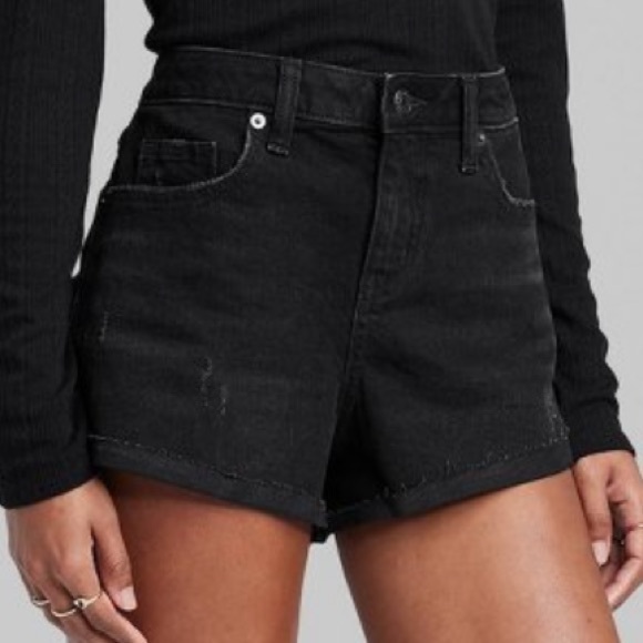 BNWT Wild Fable High-Rise Curvy Rolled Cuff Jean Shorts - Picture 2 of 5